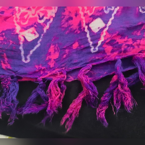 Tie Dye Dominican Republic Sarong Wrap - Picture 9 of 9